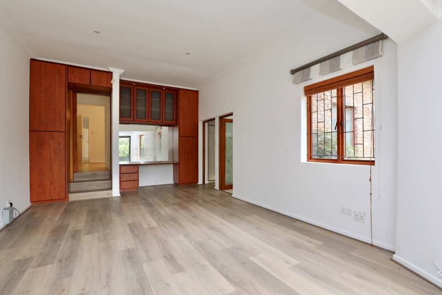 To Let 4 Bedroom Property for Rent in La Concorde Western Cape